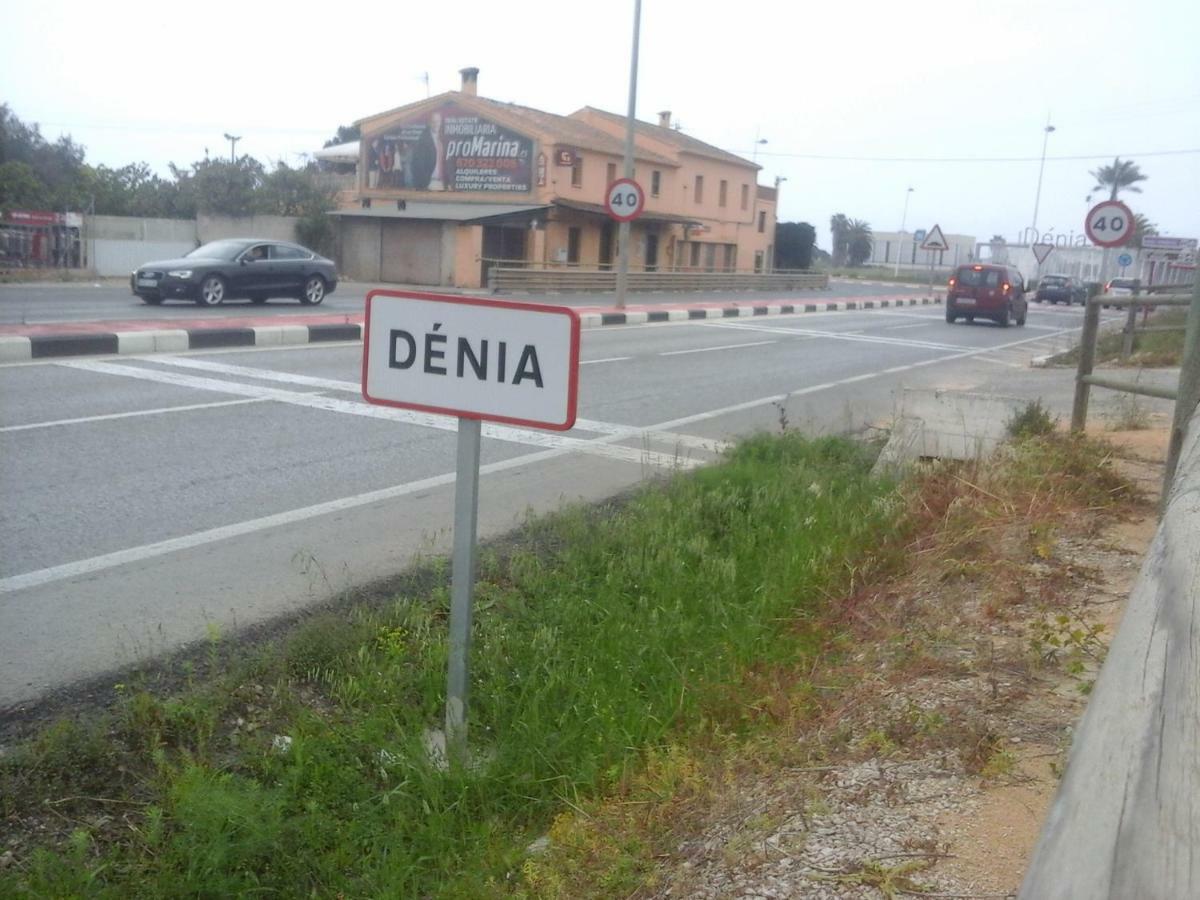 Chez Berna - Se Alquila Habitacion Denia Bagian luar foto