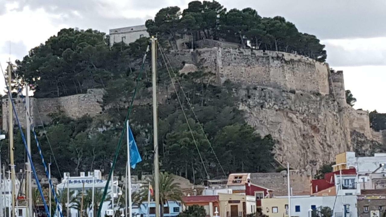 Chez Berna - Se Alquila Habitacion Denia Bagian luar foto